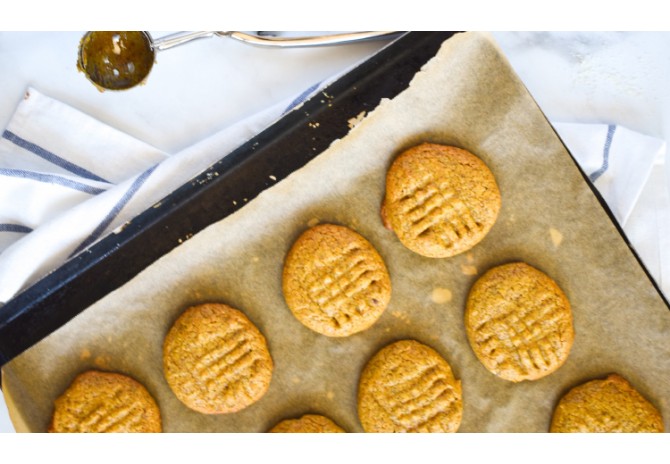 Biscuiti vegani cu unt de caju