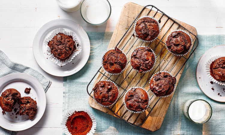 Briose de ciocolata cu unt de caju